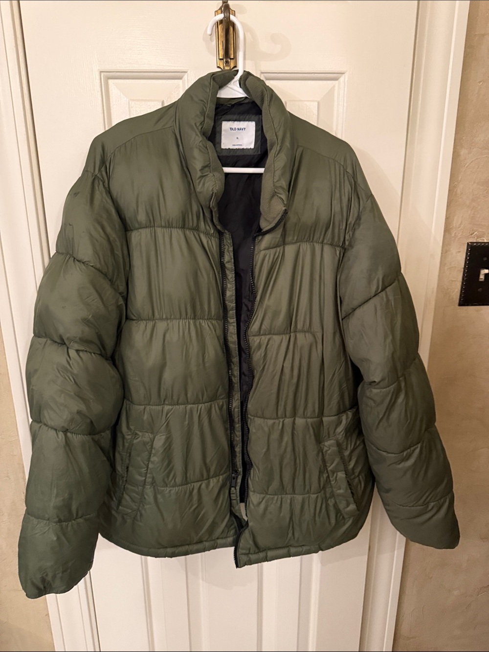 Old Navy Olive Green Women's Puffer Jacket